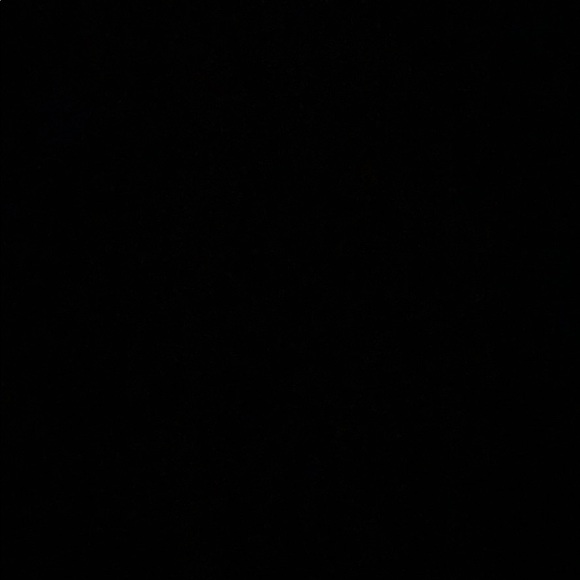 Profile Picture of Jame Roae (@jroe019) on Poshmark