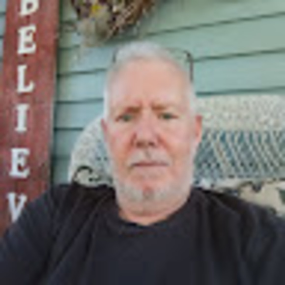 Profile Picture of Thomas Lloyd (@pugmahorn65) on Poshmark