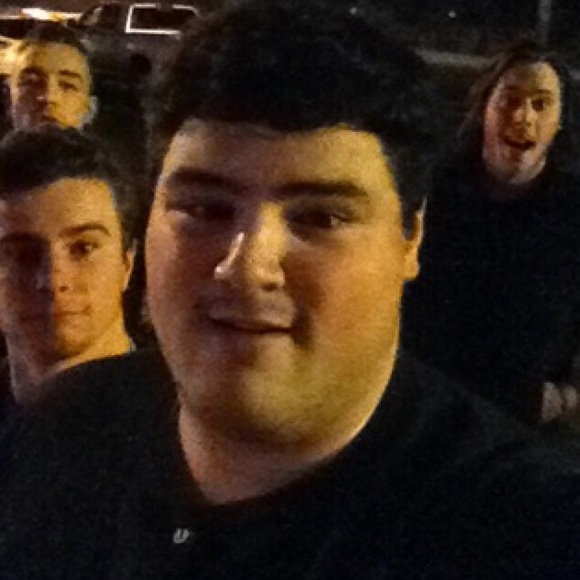 Profile Picture of Ben Yanosko (@bigben30394) on Poshmark