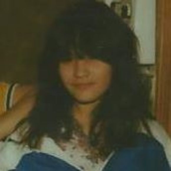 Profile Picture of Dianne Oshea (@peeweeoshea) on Poshmark