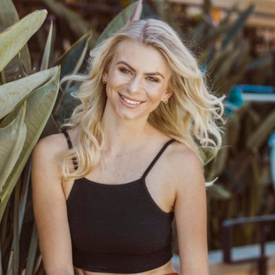 Profile Picture of Natalie Ellis (@NatalieDiver) on Twitter