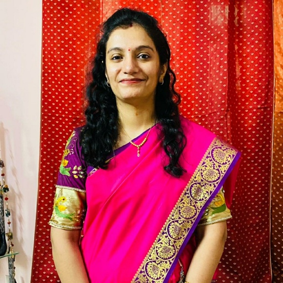 Profile Picture of Apoorva Kumar (@apoorvak1507) on Poshmark
