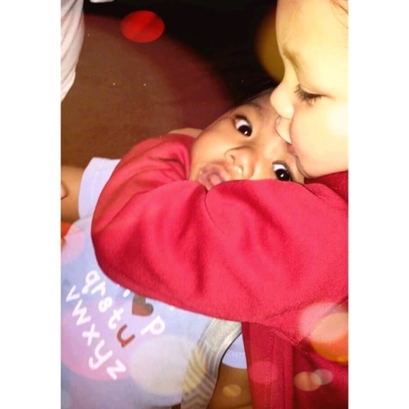 Profile Picture of Pheap Nuon (@nuon75) on Poshmark