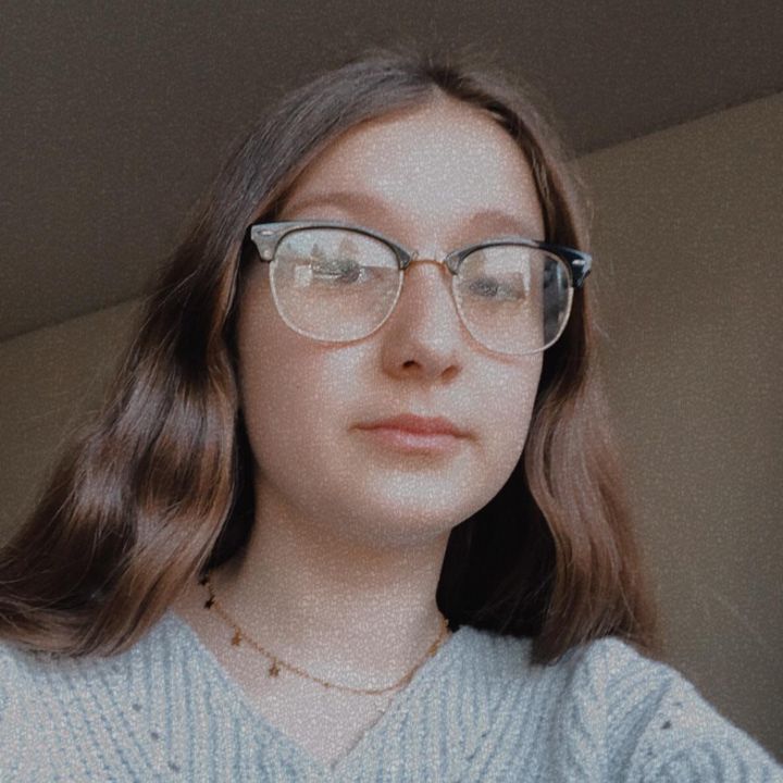 Profile Picture of Isabelle Holland (@isabelle.holland) on Tiktok