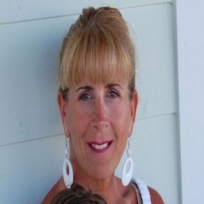Profile Picture of Vicky Sharp (@vickyxkcsharp) on Twitter