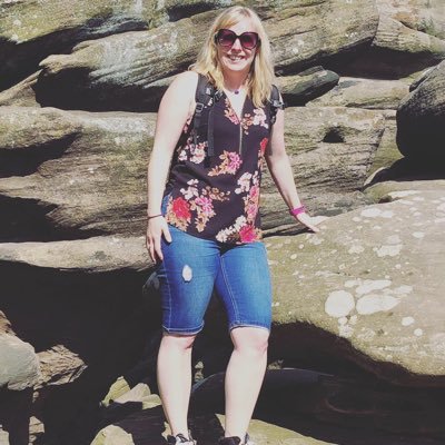 Profile Picture of Victoria Benson (@vbenson6) on Twitter