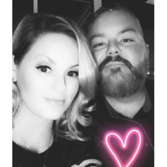 Profile Picture of Candice Lighthall frantz (@gucci79) on Poshmark