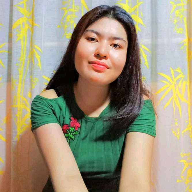Profile Picture of Anne Mazet (@suzannne_o2) on Tiktok