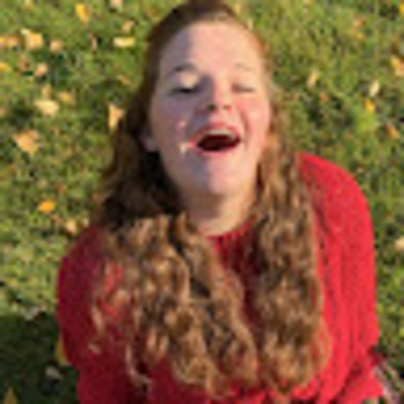 Profile Picture of Leah Morrill (@leah_morrill) on Poshmark