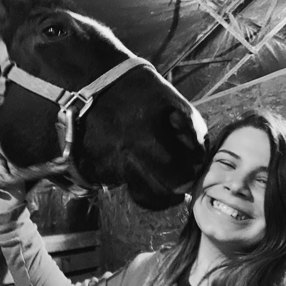 Profile Picture of Libby Wheeler (@libbywheeler13) on Poshmark