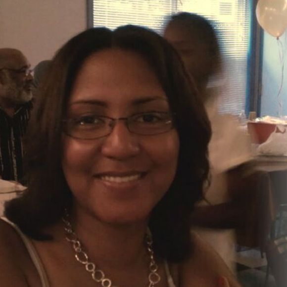 Profile Picture of H Roberts (@hmr2044) on Poshmark