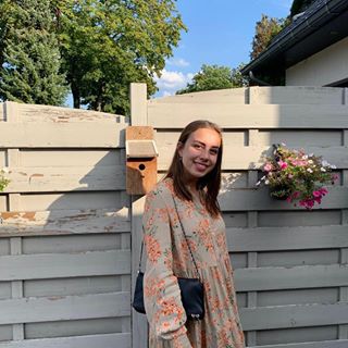 Profile Picture of Eva Barbier (@Eva-Barbier) on Facebook