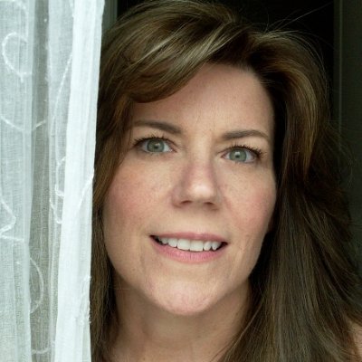 Profile Picture of Pamela Curran (@ThePamelaCurran) on Twitter