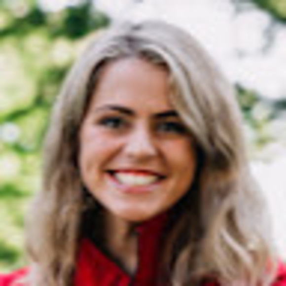 Profile Picture of Carleigh Hyser (@cmhyser) on Poshmark
