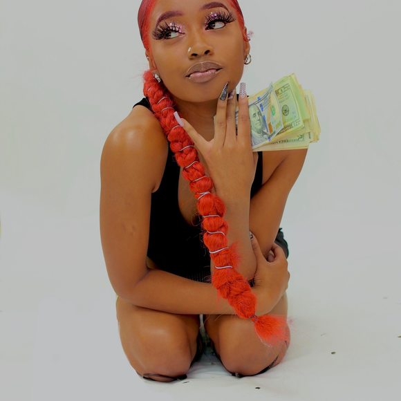 Blake Prince - Poshmark Profile Picture of Blake Prince (@blakenoelle926) on Poshmark