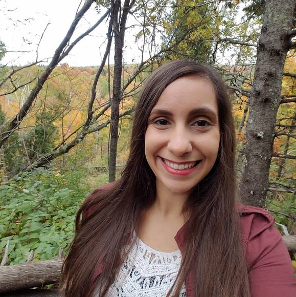 Profile Picture of Juliana Epstein (@jnepstein) on Poshmark