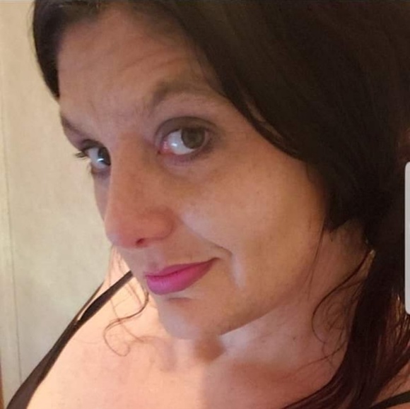 Profile Picture of Samone Rimes (@samonemarie79) on Poshmark