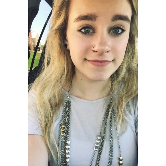 Profile Picture of Ericka Akerberg (@erickaa123) on Poshmark