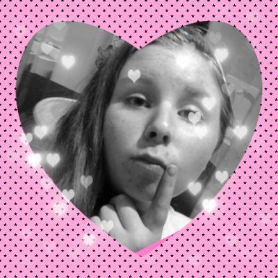 Profile Picture of Nicole Ralph Winters (@GamerGulNicole) on Twitter