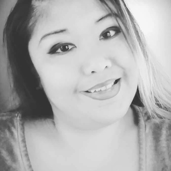 Profile Picture of Drea Corpus (@dreacorpus) on Poshmark