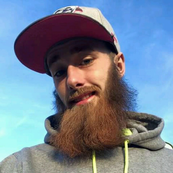 Profile Picture of Aaron Stiles (@ap_stiles) on Poshmark