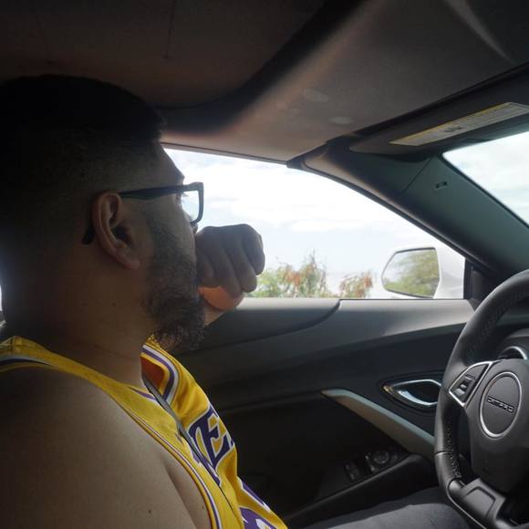 Profile Picture of Carlos Linares (@aldatrucha) on Poshmark