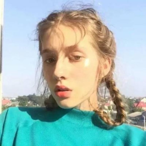 Profile Picture of Brown Carl (@gailbartbyd) on Poshmark