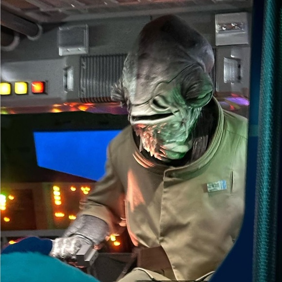 Profile Picture of Dink Winkerstink (@romanvalenzu313) on Poshmark