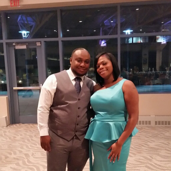 Profile Picture of Daniel Walton (@daniel101080) on Poshmark