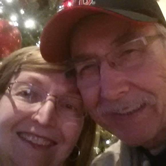 Profile Picture of Linda Szucs (@lindas1201) on Poshmark