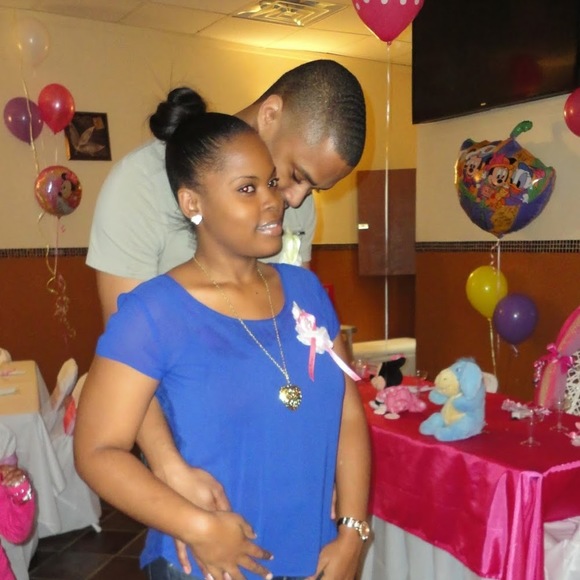 Profile Picture of Sasha Marshall (@mrsb8989) on Poshmark