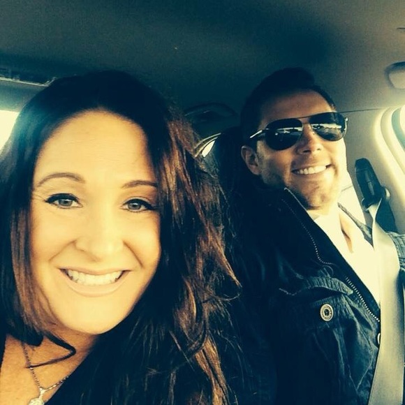 Profile Picture of Amber Schulte (@amberschulte80) on Poshmark