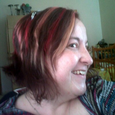 Profile Picture of Paula (@paulahoy82) on Twitter