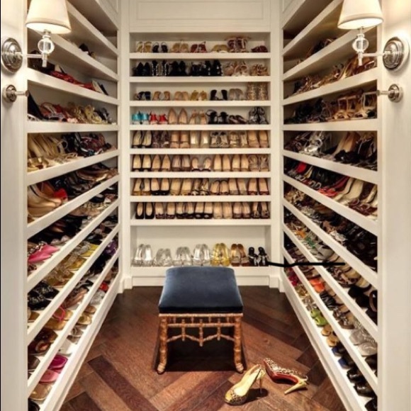 Profile Picture of Ksenia Kurtseva (@sofia_kurt) on Poshmark