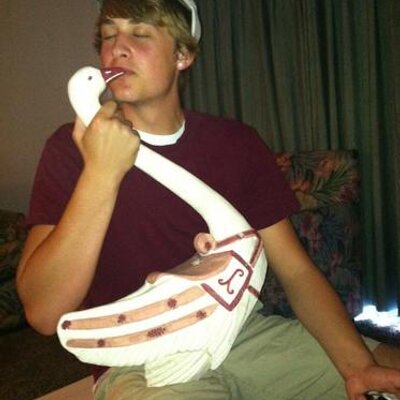 Profile Picture of Mike Layman (@mikelayman25) on Twitter