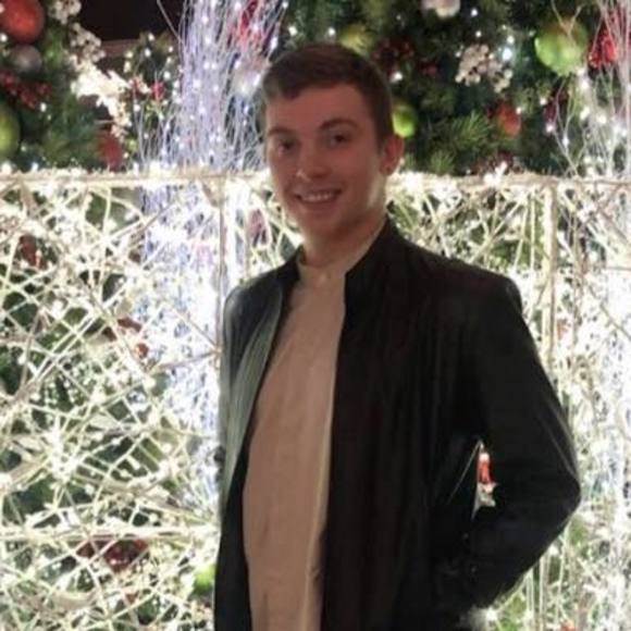 Profile Picture of Jared Bryant (@jarebear2018) on Poshmark