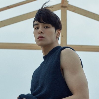 Profile Picture of Chris Alcantara (@chris_alcs) on Twitter