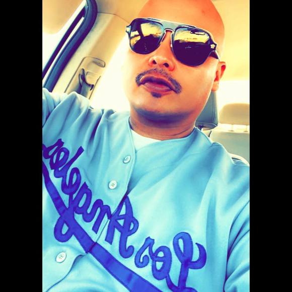 Profile Picture of Tony Ferrer (@tonytha5) on Poshmark