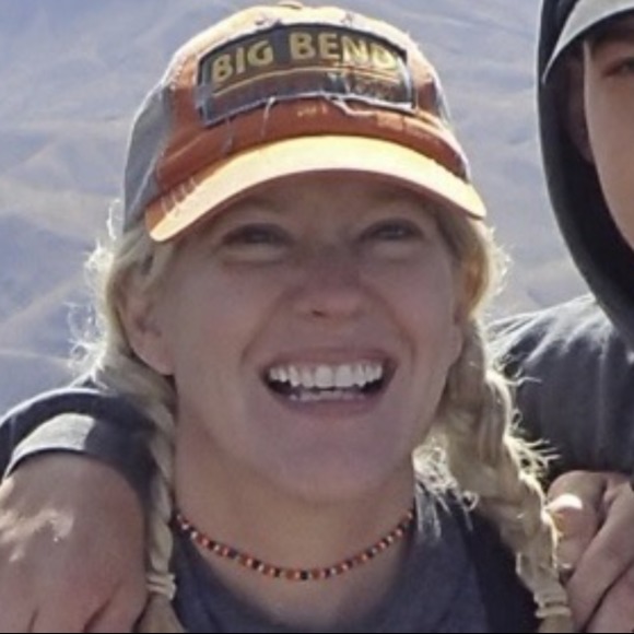 Profile Picture of Amy Huffhines (@trixxie) on Poshmark