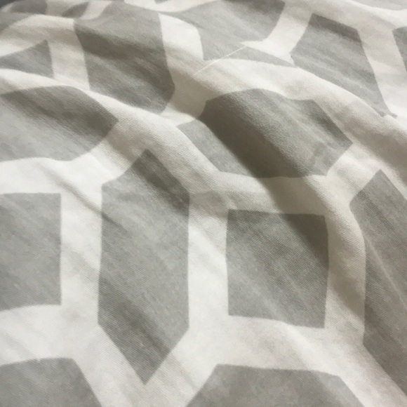 Profile Picture of Colleen Gilday (@colleengilday) on Poshmark