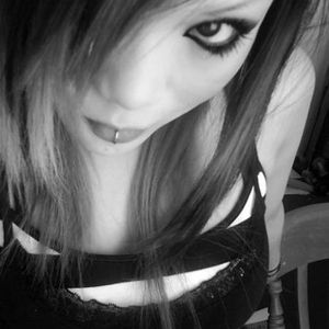 Profile Picture of Catherine Law (@suicidedollx) on Myspace