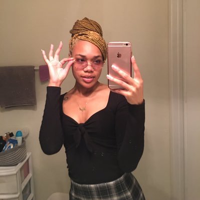 Profile Picture of Lilglo (@eryndotcom) on Twitter