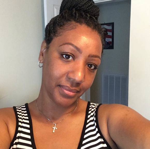 Profile Picture of Tera Ray (@tsheron33) on Poshmark