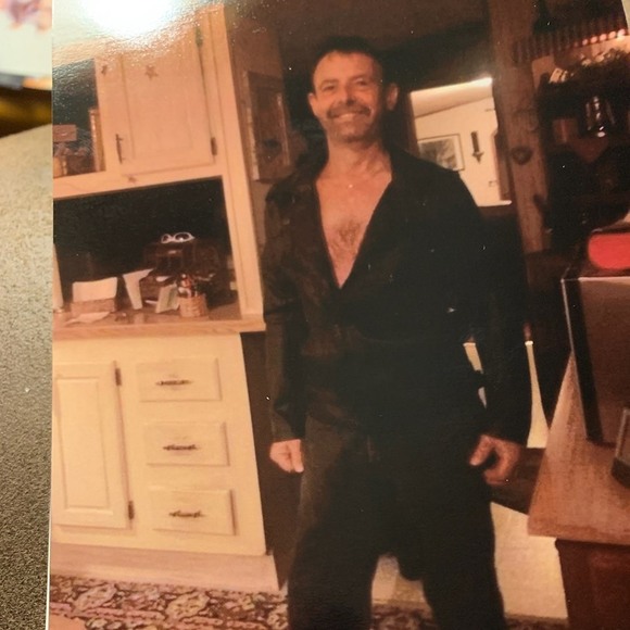 Profile Picture of Rick Pearrell (@rickpearrell) on Poshmark