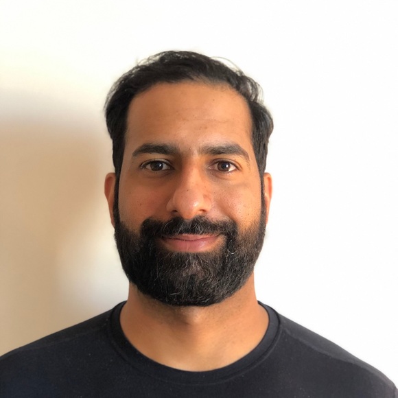 Gurinder Dhaliwal - Poshmark Profile Picture of Gurinder Dhaliwal (@gurinderd993) on Poshmark