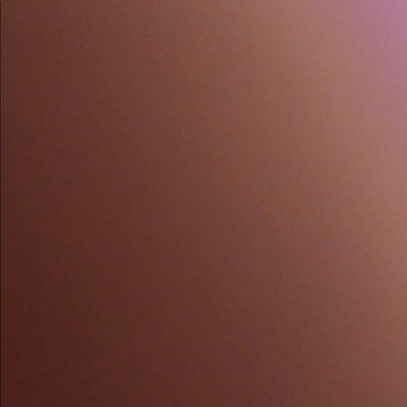 Profile Picture of Kellie Nguyen (@quynh_nguyen) on Poshmark