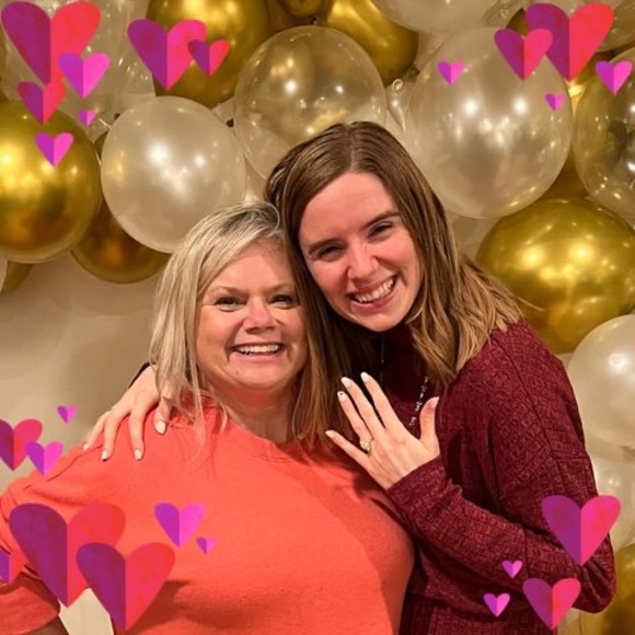 Profile Picture of Joy Weichman (@nutzbout24) on Poshmark