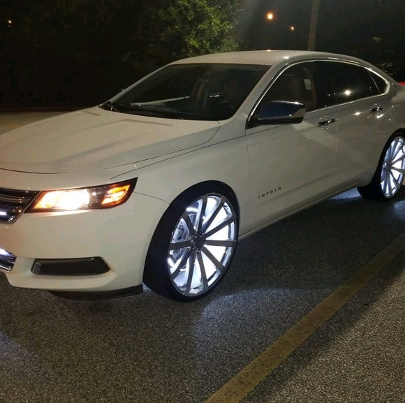 Profile Picture of Myron Davis (@mydavis212) on Poshmark