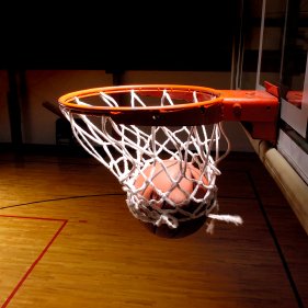 Profile Picture of Jeff Logsdon (@cyahoops) on Twitter