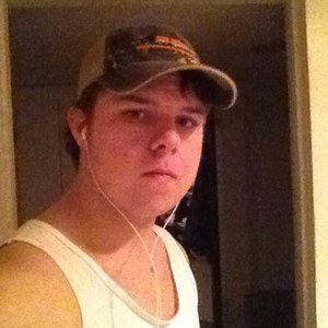 Profile Picture of Bailey Roberts (@b_roberts97) on Myspace